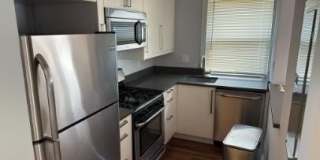 864 BELLEVUE Street SE Gallery 2