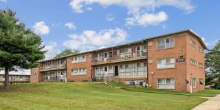 Belcrest Plaza Gallery 19