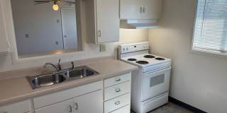 Large upstairs 2 bedroom apartment! Gallery 10