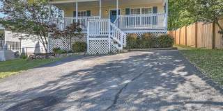 105 Saint James Pl, Bristol, TN 37620 Gallery 1