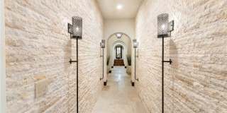 16 Shore Walk Gallery 45