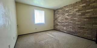 Cozy One Bedroom Apartment! Exposed Brick throughout & Laundry On-Site! Call Today! Cozy One Bedroom Apartment! Exposed Brick throughout & Laundry On-Site! Call Today! Gallery 5