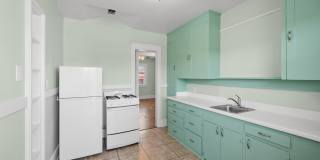Charming Sherman Heights 2-Bedroom, Available Now! Gallery 16