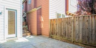 Beautiful and Spacious 3BR 2.5BA Single Family Home Gallery 20