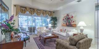 ***PELICAN BAY CRESCENT SEASONAL RENTAL***3 BED 2.5 BATH***2 CAR GARAGE***EXCELLENT LOCATION*** Gallery 10