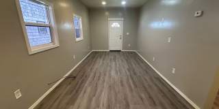 Charming 2-Bed Home Near Ottawa Park & University of Toledo Gallery 4