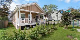 1403 E Anderson Street Gallery 1