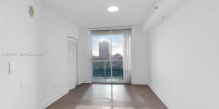 1881 79th St Cswy Gallery 8