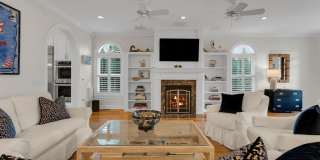 109 Salem Avenue Gallery 6