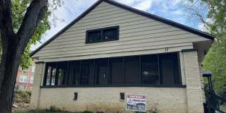 Near Eastside 3 Bedroom and 1 Bath with Large Loft - Section 8 Ready Gallery 1
