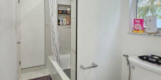 1877 Northeast 15th Avenue Gallery 9