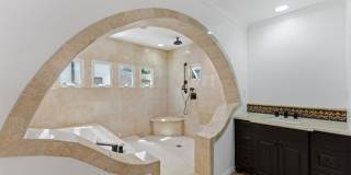 537 N Poinsettia Pl Gallery 12