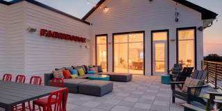 Farmhouse Gallery 26