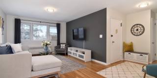 140 N Broadway Gallery 4