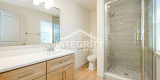 4 Bed/2.5 Baths, 1741 Sqft - 6475 W Kingsley Ave Gallery 24