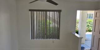 Vibrant 2 bedroom/2 bath condo in a great community with quick access to main commuter arteries Gallery 9