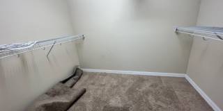 4/3/2 HOME IN EDINA GARDEN OF EDEN Gallery 29