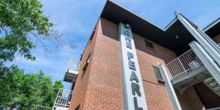 Incredible 2 bedroom 1 bath Condo in West Washington Park Neighborhood Gallery 13