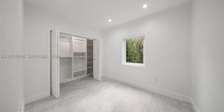 1935 SW 24th Ter Gallery 13