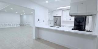 7011 Crown Gate Ct. Gallery 1