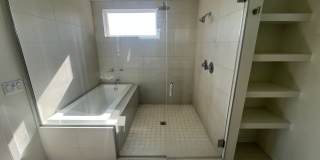 Modern 3-Bedroom Home in North Queen Anne Gallery 12