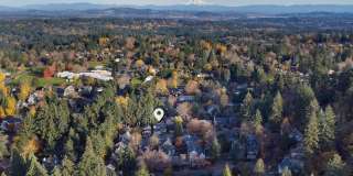 Fully Furnished Lake Oswego Gem!!!! Gallery 3
