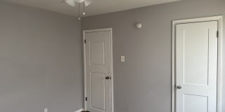 1347 Stonewall St Gallery 7