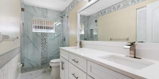 6051 NW 60th Avenue Gallery 21