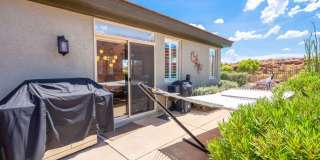Beautiful 5 Bedroom Home- One Level and Private Pool Gallery 39