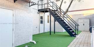 174 NE 55th St Gallery 20