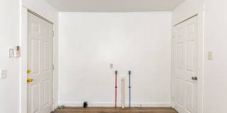 659 Wilson Street Gallery 15