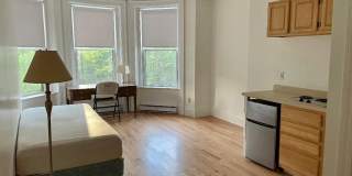 Charming studio Gallery 1