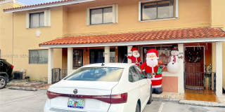 2740 W 63rd St Gallery 1