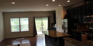 723 Suffield Way Gallery 7