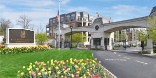 5000 Royal Court unit: 5114 Gallery 1