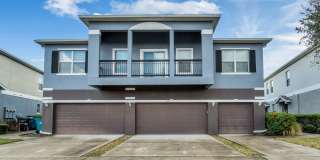 Spacious 3/2.5 Townhome In A Gated Community Gallery 1