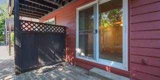 Colonial Villa Apartments Gallery 12