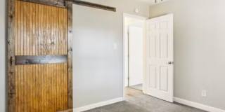 918 Fremont Avenue Gallery 17