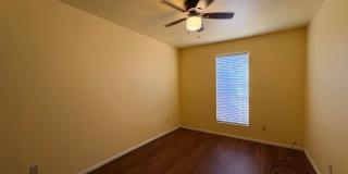 Mesa 2 Bedroom 1 Bath in Triplex Building Gallery 14