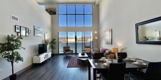 The Mansfield at Miracle Mile Gallery 7