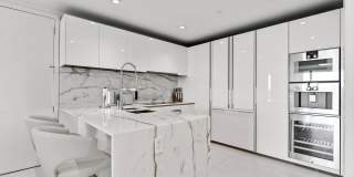 10203 Collins Avenue Gallery 37