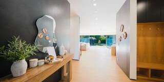 5141 Varna Avenue Gallery 9