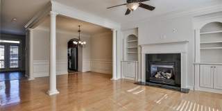1934 Cobblestone Circle NE Gallery 4