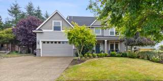 Desirable Oregon City / Luxury Home, High End Amenities, Central Air, Central Vac, Tank-less Hot Water & More! Gallery 1