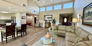 205 Las Lomas Gallery 6