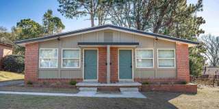 Pre-Leasing for the 26-27 School Year! - Renovated  Furnished Duplex in Peaceful Rosewood - 2748 Gallery 1