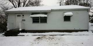 Cozy 3 bedroom home in Bettendorf-6 month lease option Gallery 1