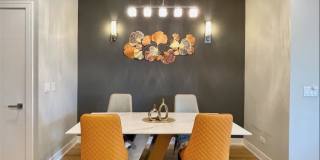 1008 North Larrabee St. Gallery 5