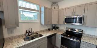 Cozy one bedroom apartment near downtown St. Petersburg Gallery 9