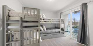 127 East 8th Avenue Gallery 18